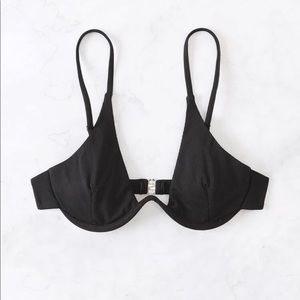 Aurelle, size small, color black